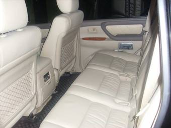 2006 Toyota Land Cruiser Pictures