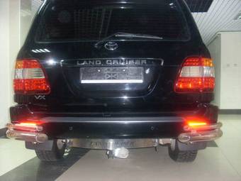 2006 Toyota Land Cruiser Pictures
