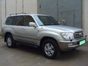2006 Toyota Land Cruiser Photos