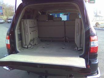 2006 Toyota Land Cruiser Images