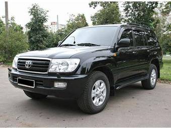 2006 Toyota Land Cruiser Photos