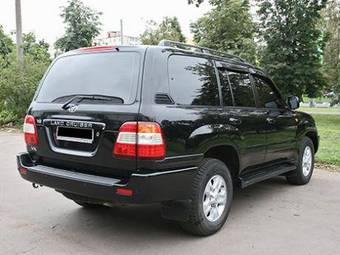 2006 Toyota Land Cruiser Photos