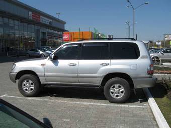 2006 Toyota Land Cruiser Pictures
