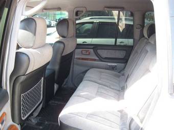 2006 Toyota Land Cruiser Photos