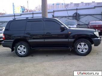 2006 Toyota Land Cruiser Photos
