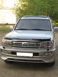 2006 Toyota Land Cruiser Images