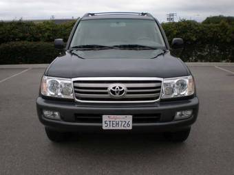 2006 Toyota Land Cruiser Images