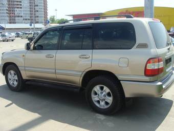 2006 Toyota Land Cruiser Pictures