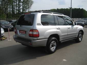 2006 Toyota Land Cruiser Images