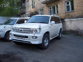 2006 Toyota Land Cruiser Pictures