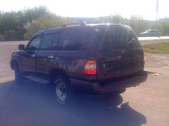 2006 Toyota Land Cruiser Photos