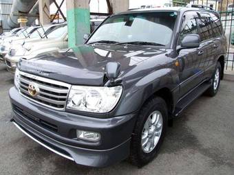 2006 Toyota Land Cruiser Photos