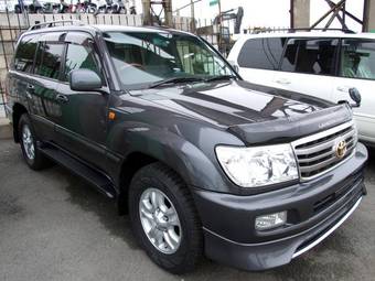2006 Toyota Land Cruiser Photos
