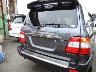2006 Toyota Land Cruiser Images