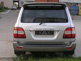 2006 Toyota Land Cruiser Photos