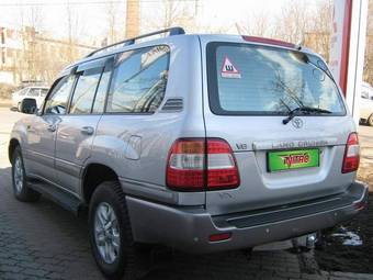 2006 Toyota Land Cruiser Photos