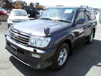 2006 Toyota Land Cruiser Pictures