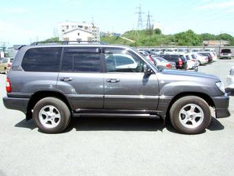 2006 Toyota Land Cruiser Pictures