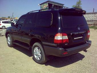 2006 Toyota Land Cruiser Pictures