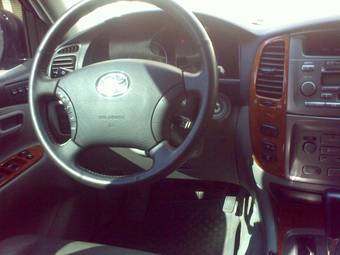 2006 Toyota Land Cruiser Pics