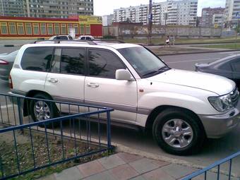 2006 Toyota Land Cruiser Photos