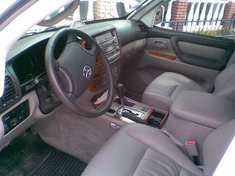 2006 Toyota Land Cruiser Pictures