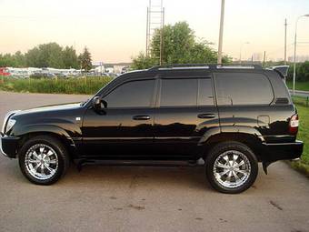 2006 Toyota Land Cruiser Pictures