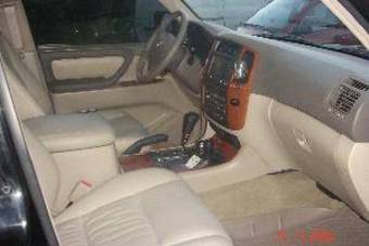 2006 Toyota Land Cruiser Photos
