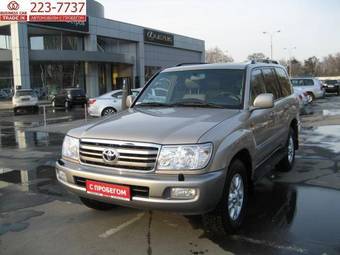 2006 Toyota Land Cruiser Photos