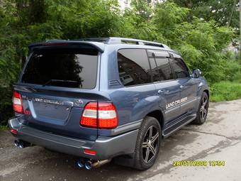 2006 Toyota Land Cruiser Photos