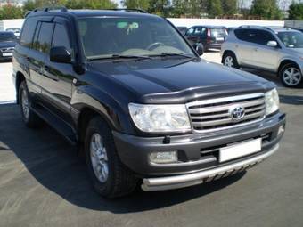 2006 Toyota Land Cruiser Photos