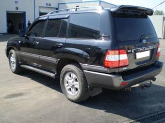 2006 Toyota Land Cruiser Photos