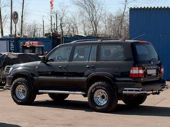 2006 Toyota Land Cruiser Pics