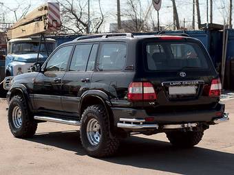 2006 Toyota Land Cruiser Pictures