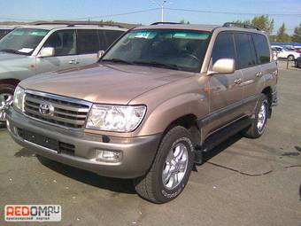 2006 Toyota Land Cruiser Photos