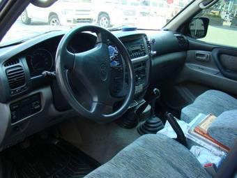 2006 Toyota Land Cruiser Pictures