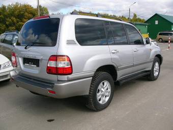 2006 Toyota Land Cruiser Pictures