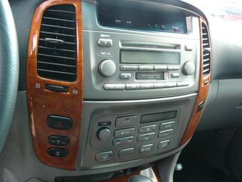 2006 Toyota Land Cruiser Images