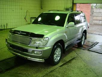 2006 Toyota Land Cruiser Photos