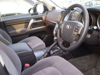 2007 Toyota Land Cruiser Pictures