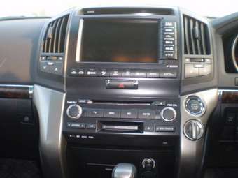 2007 Toyota Land Cruiser Pics