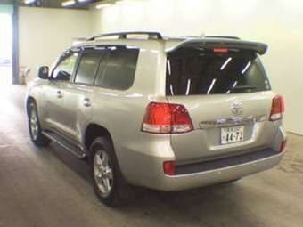 2007 Toyota Land Cruiser Photos