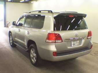2007 Toyota Land Cruiser Photos