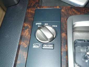 2007 Toyota Land Cruiser Photos