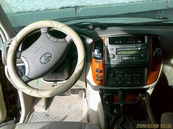 2007 Toyota Land Cruiser Pictures