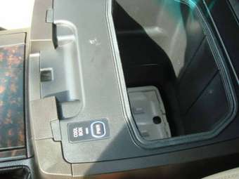 2007 Toyota Land Cruiser Pictures