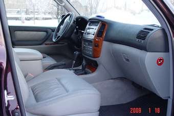 2007 Toyota Land Cruiser Photos