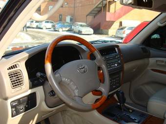 2007 Toyota Land Cruiser Pictures