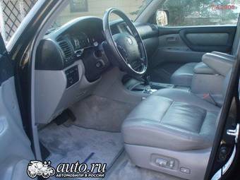 2007 Toyota Land Cruiser Photos