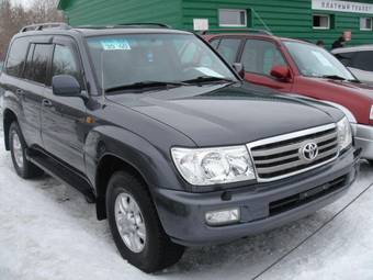 2007 Toyota Land Cruiser Photos